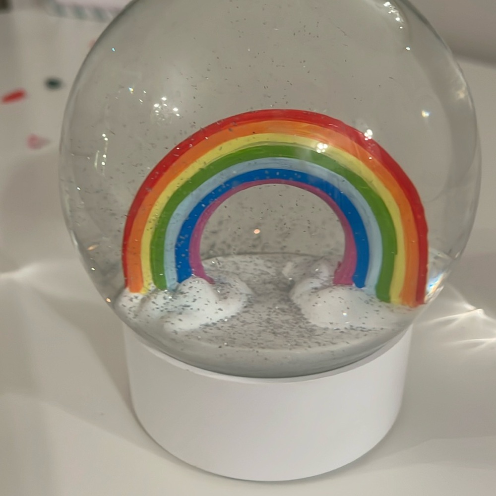 Cute rainbow, snow globe brand new